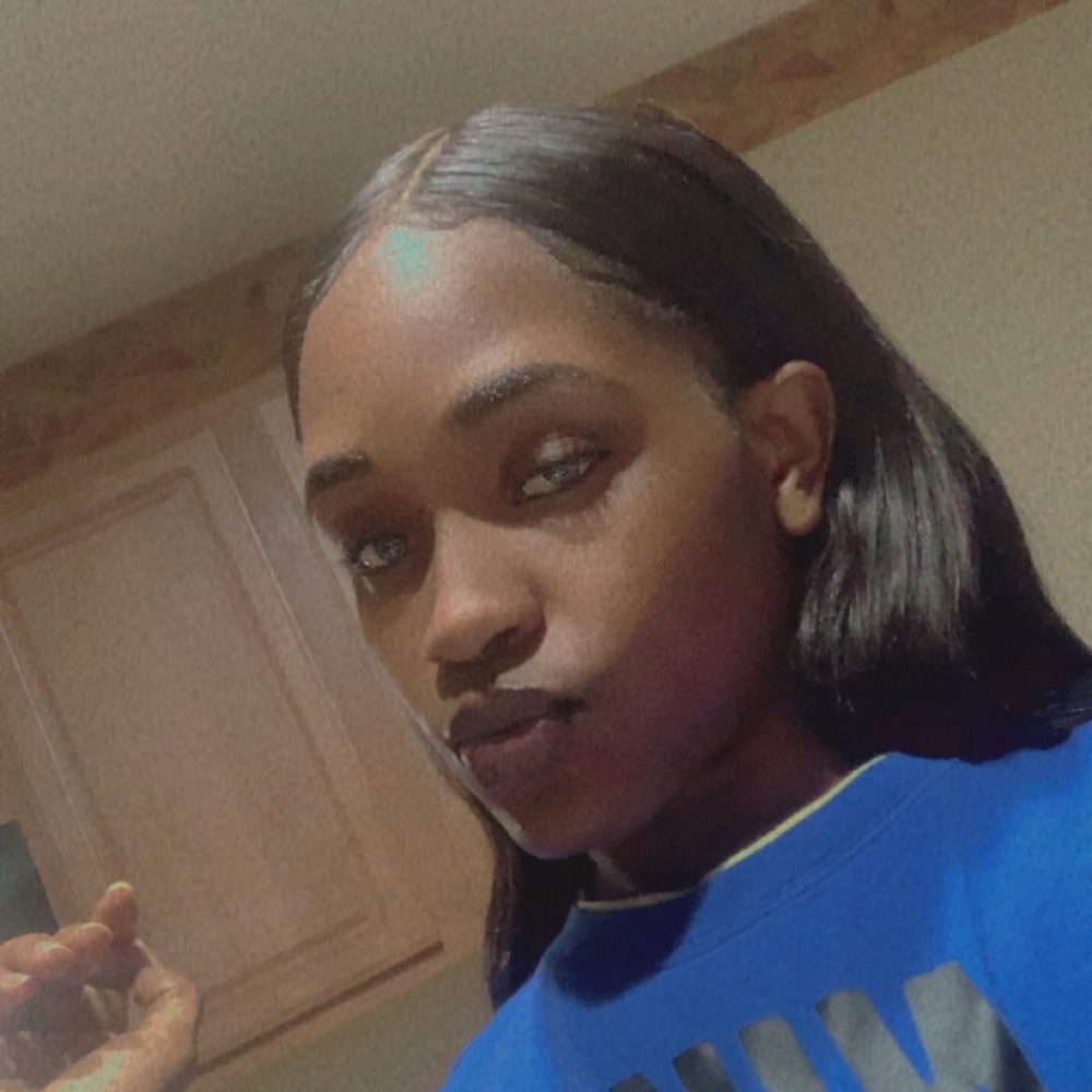 Meet your Posher, Markia